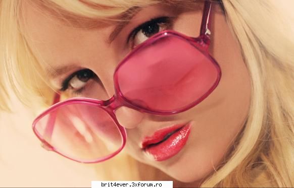 Poze multe cu ea - roxana - >* *<Brit photos
