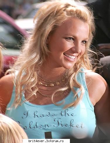 Poze multe cu ea - crazy-world - >* *<Brit photos